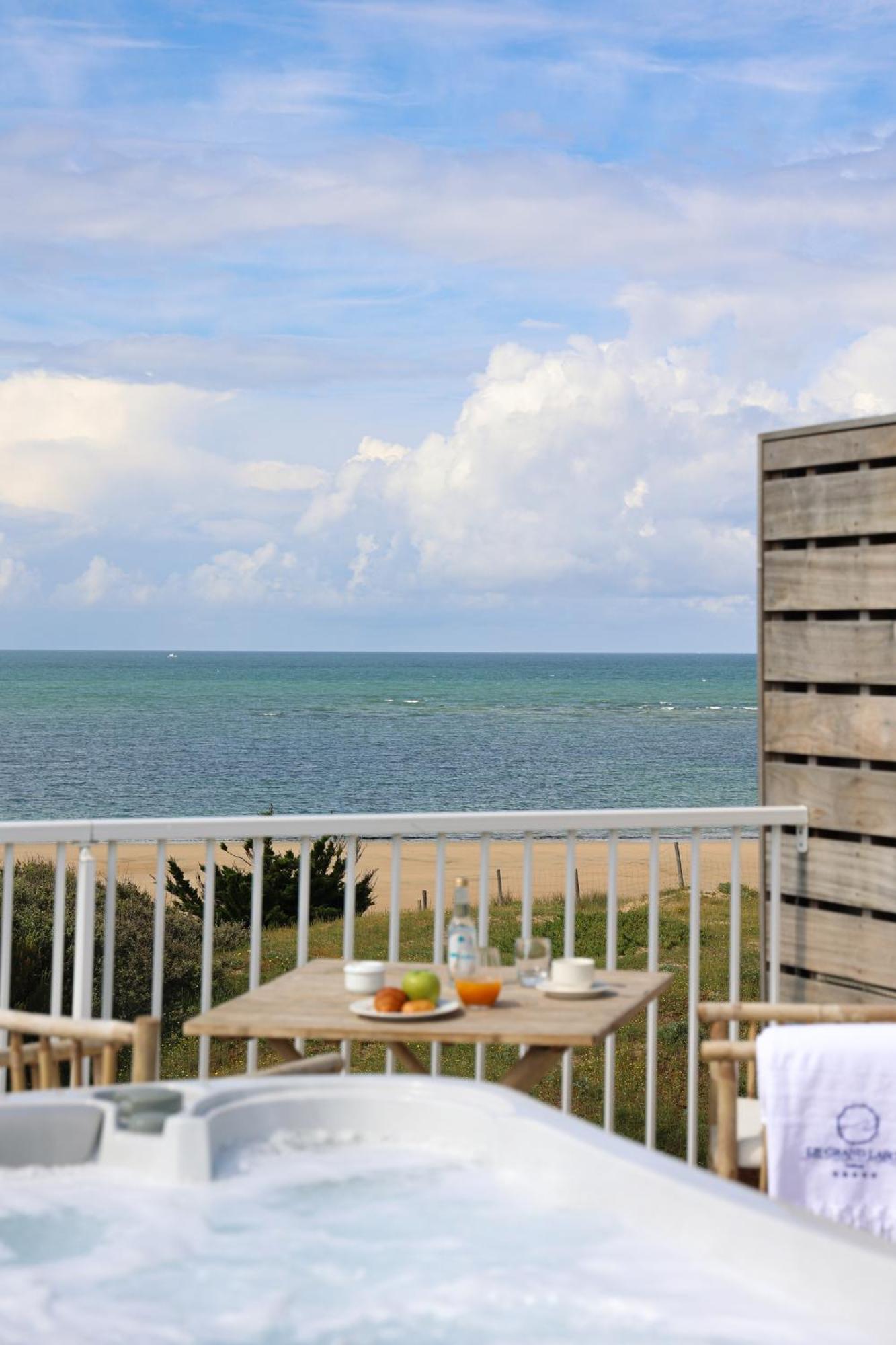 Hotel & Spa Le Grand Large Dolus d'Oléron Esterno foto